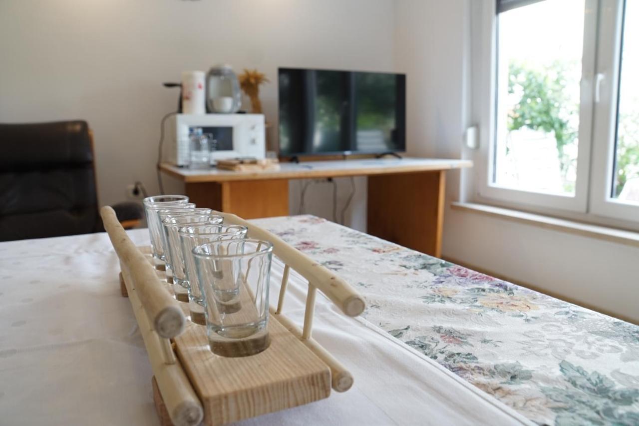 Apartment Flora Πούλα Εξωτερικό φωτογραφία