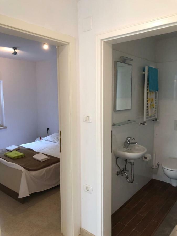 Apartment Flora Πούλα Εξωτερικό φωτογραφία
